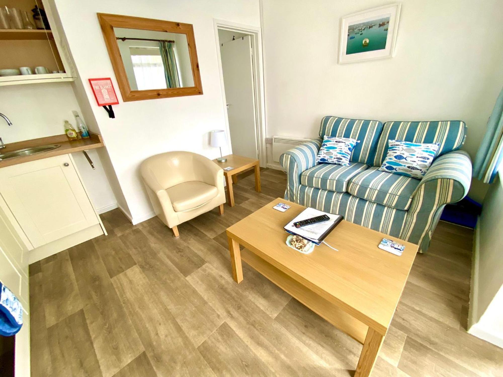 Golden Acre Jurassic Coastal Lodges ,Eype Bridport Ngoại thất bức ảnh