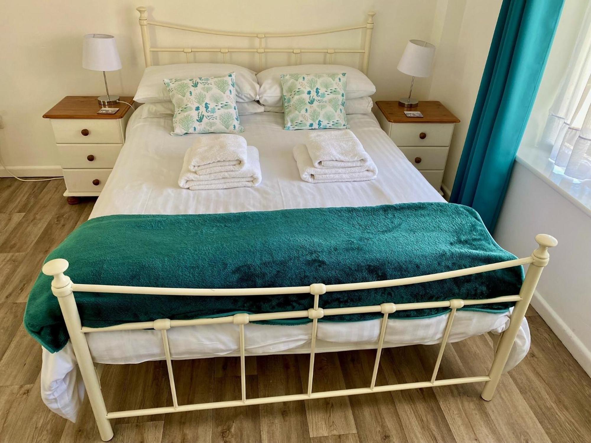 Golden Acre Jurassic Coastal Lodges ,Eype Bridport Ngoại thất bức ảnh